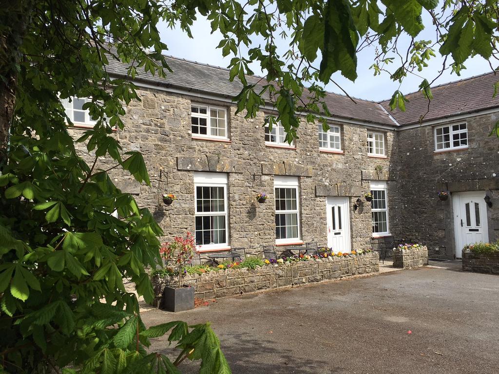 Elm Grove Mews Cottage Saint Florence Exterior photo